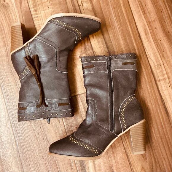 Dingo Sassie Tassel Studded Block Heel Brown Cowboy Boots Sise 8M - Picture 2 of 10